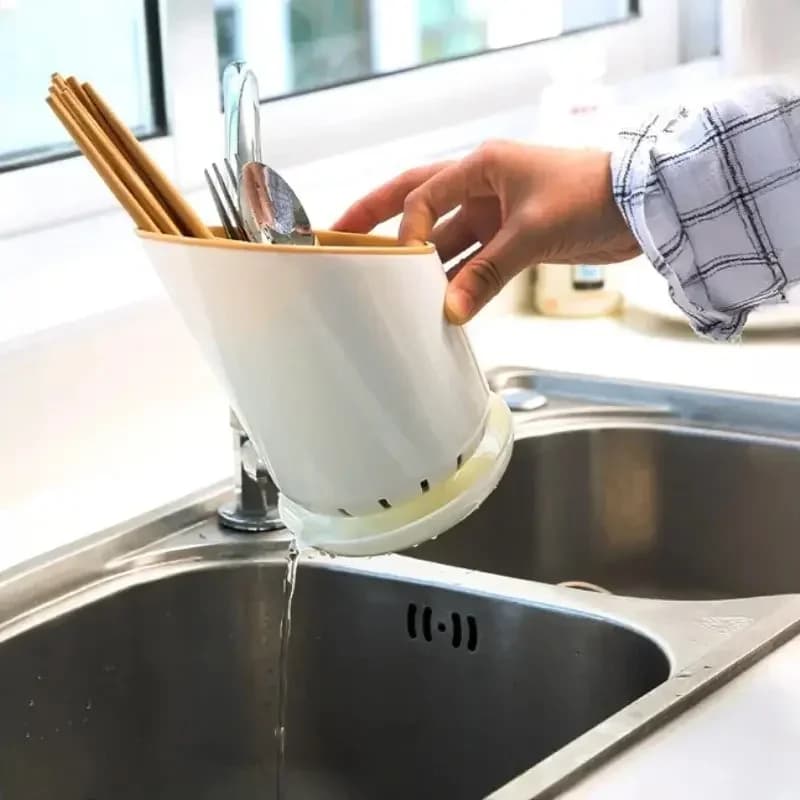 מעמד ומתקן ייבוש מפלסטיק לסכו"ם עם מגש ניקוז